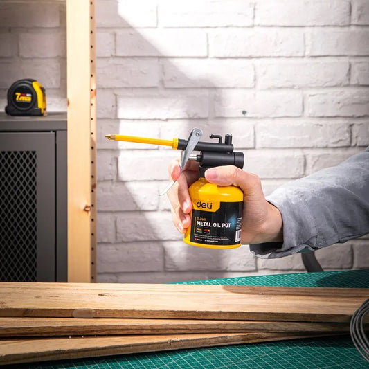 Oil Can Lubrication Metal High Pressure Pump Grease Guns Car Oil Pot Bottle Car Repair Tool 180ml